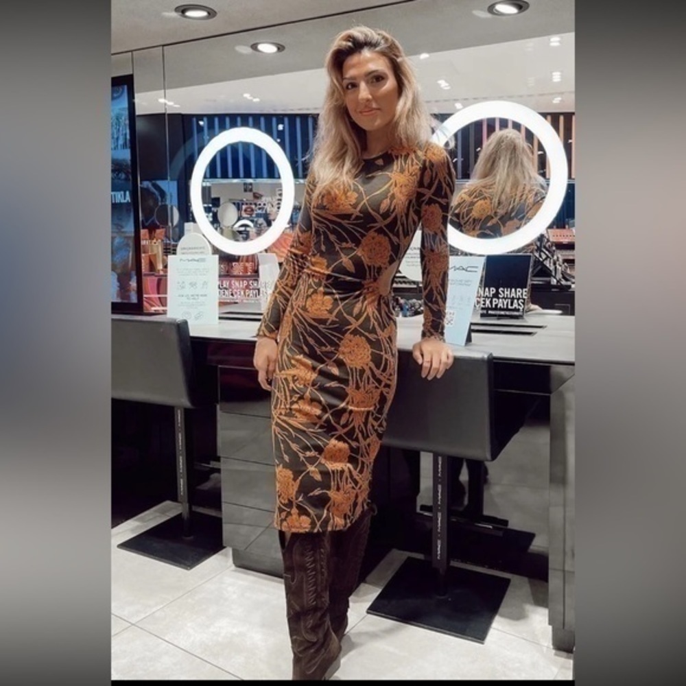 ZARA cut out jacquard dress - Picture 5 of 13